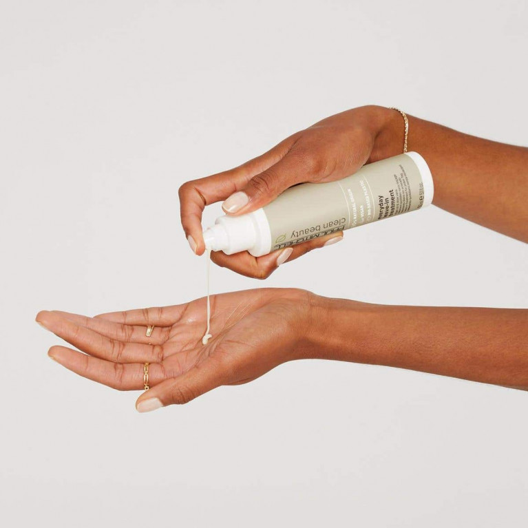 EVERYDAY LEAVE-IN TREATMENT